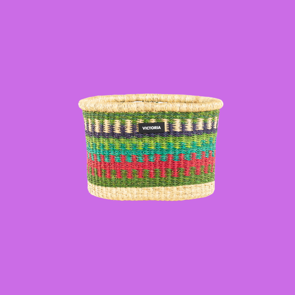 cesta de color rojo africa