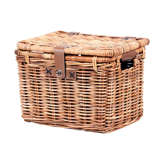 cesta de mimbre cuadrada con correas de piel