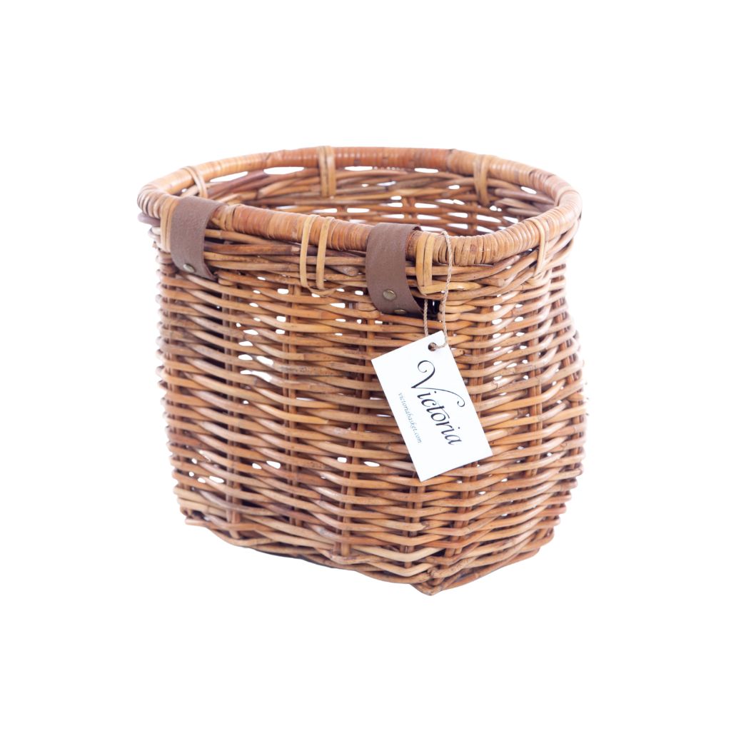 cesta de mimbre para bicicleta con personalidad